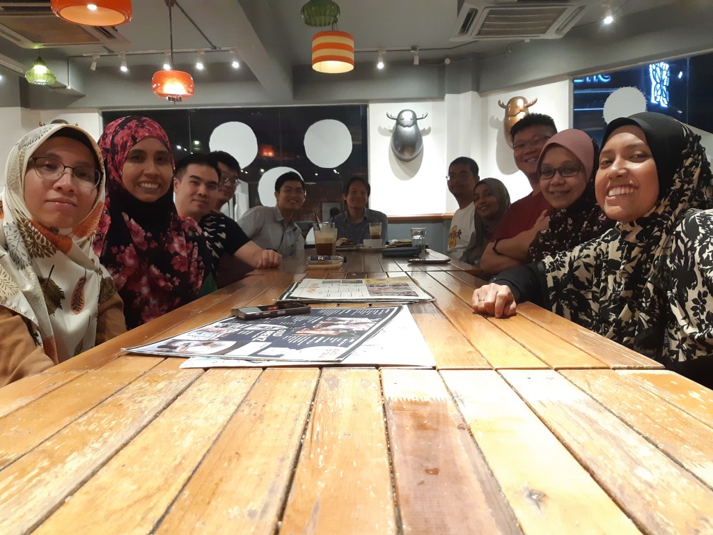 This image has an empty alt attribute; its file name is 20190820_203333.jpg